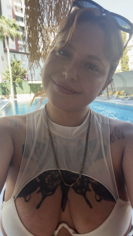 Cøomerco nude photo 3