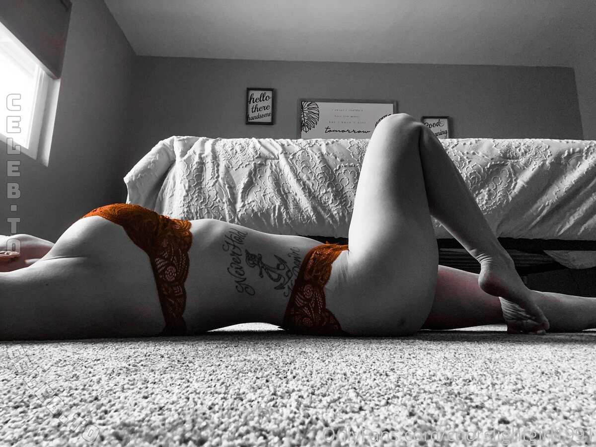 CoorsLightGirl nude photo 9