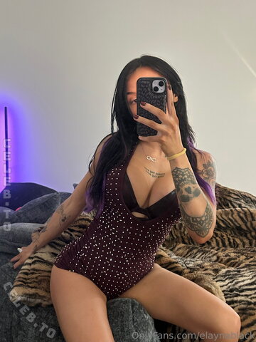 Cora Jade nude photo 3