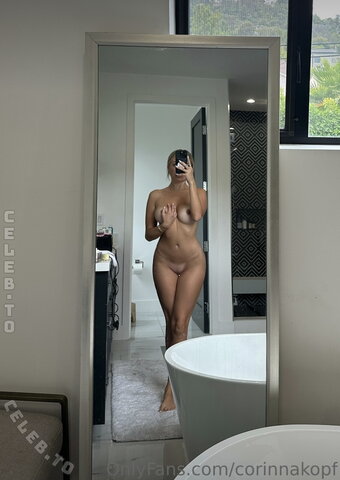 Corinna Kopf Sexy (4 photos)