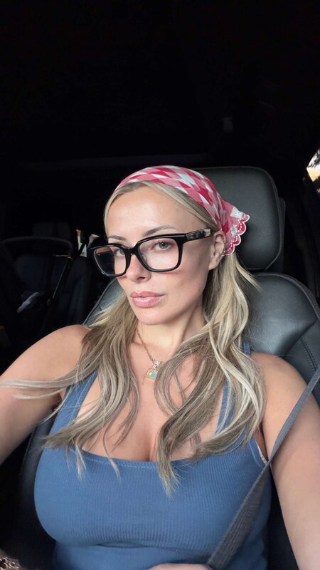 Corinna Kopf nude photo 10