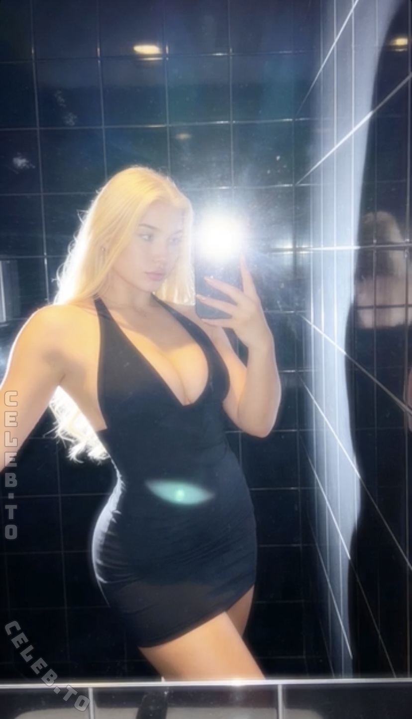 Cosibabe nude photo 1