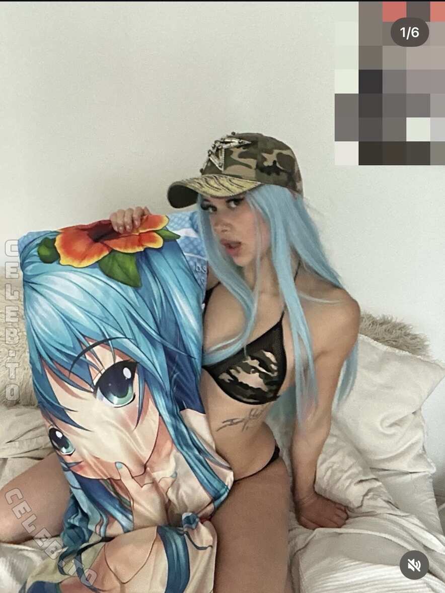 Cosima Chalk nude photo 1