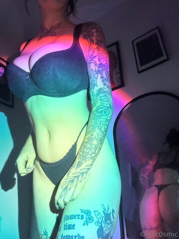 CosmicCreatures nude photo 8