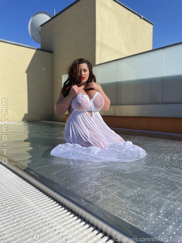 COSTINA MUNTEANU nude photo 21