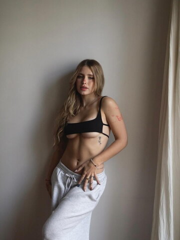 Coty Romero nude photo 3