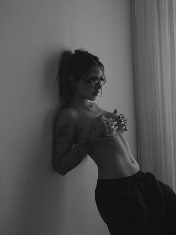 Coty Romero Sexy (10 photos)
