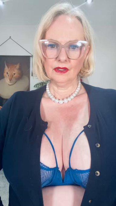 CourtesanAnna nude photo 8