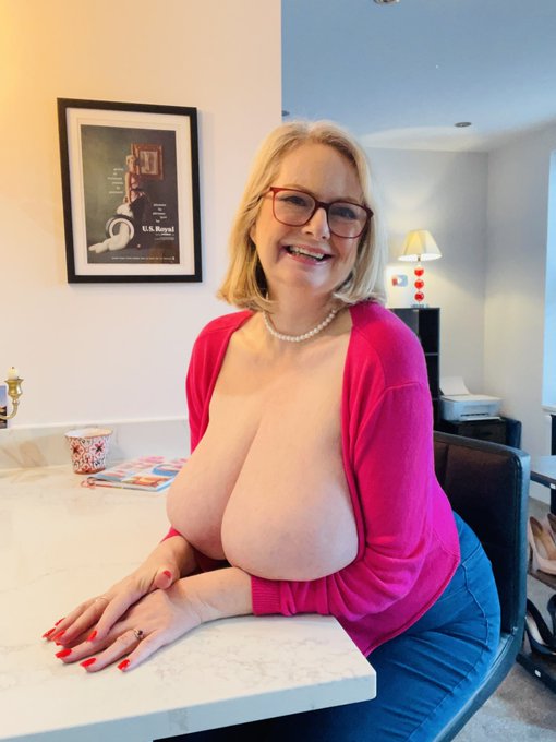 CourtesanAnna nude photo 5