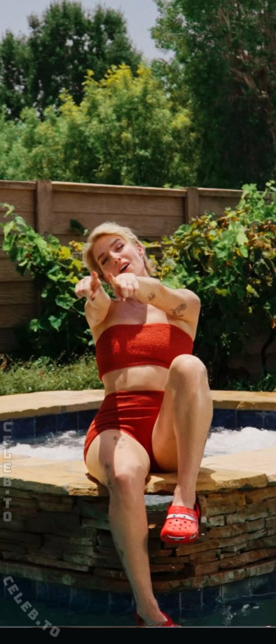 Courtney Miller nude photo 3