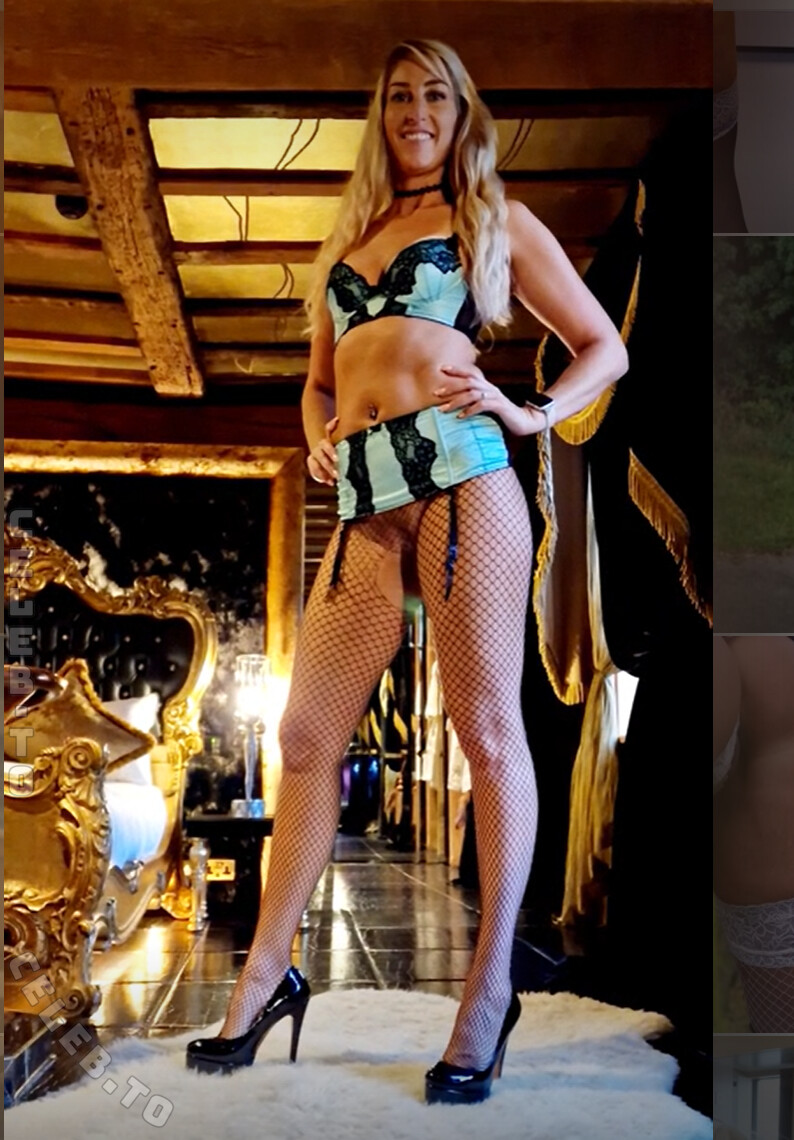 Courtney Sins nude photo 2