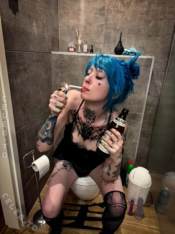 coy emo nude photo 5