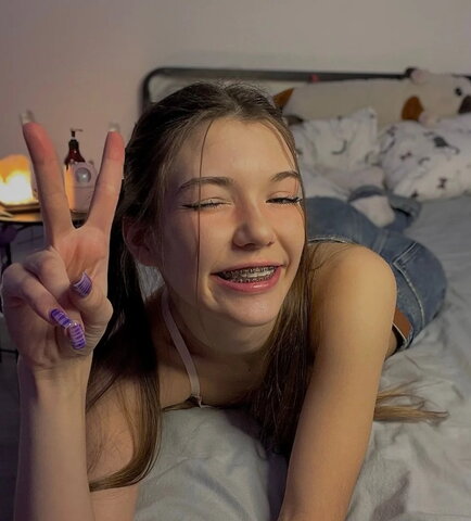 crazycutelina nude photo 168