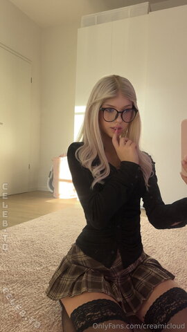 creamicloud nude photo 41
