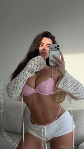 Cristy Ren nude photo 1