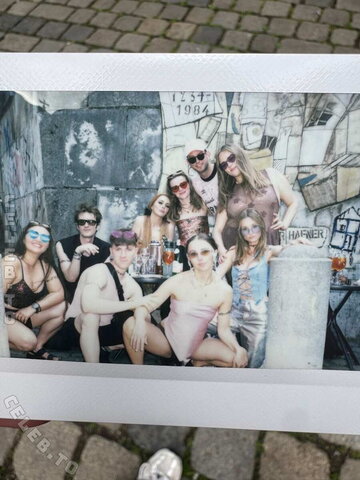 Crricked nude photo 3