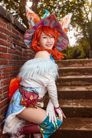 CrunchyCupcake nude photo 6