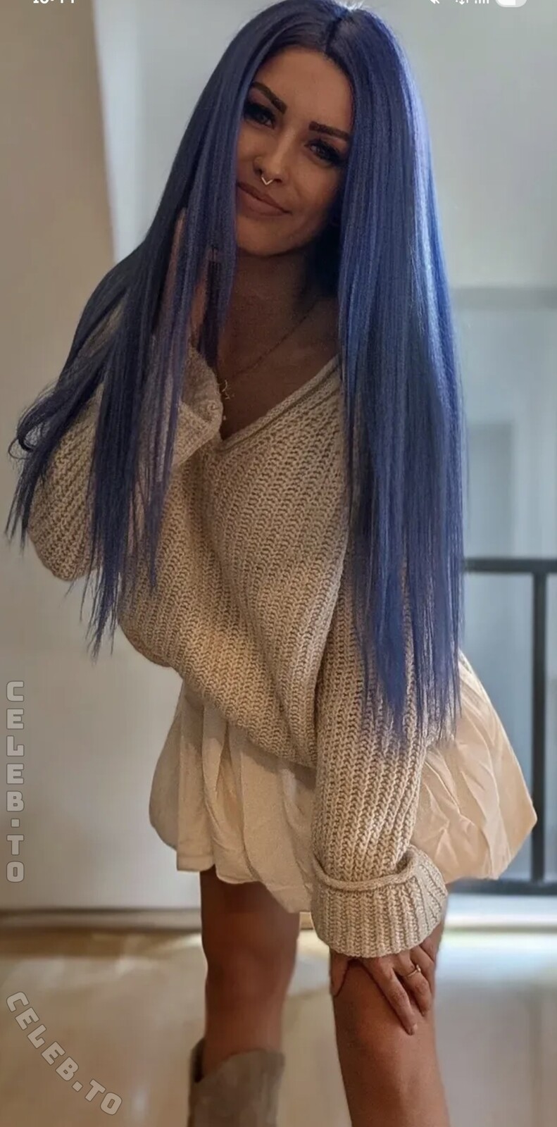 crx_lady nude photo 1