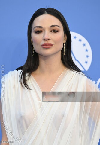 Crystal Reed nude photo 23