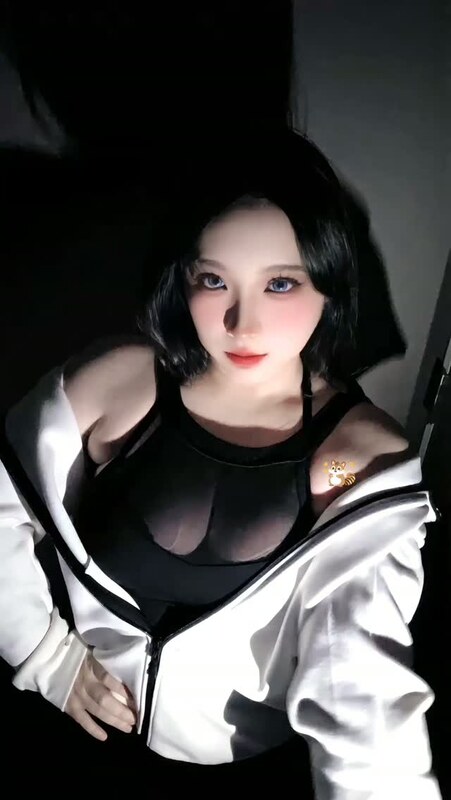 Crystalfirey nude photo 4