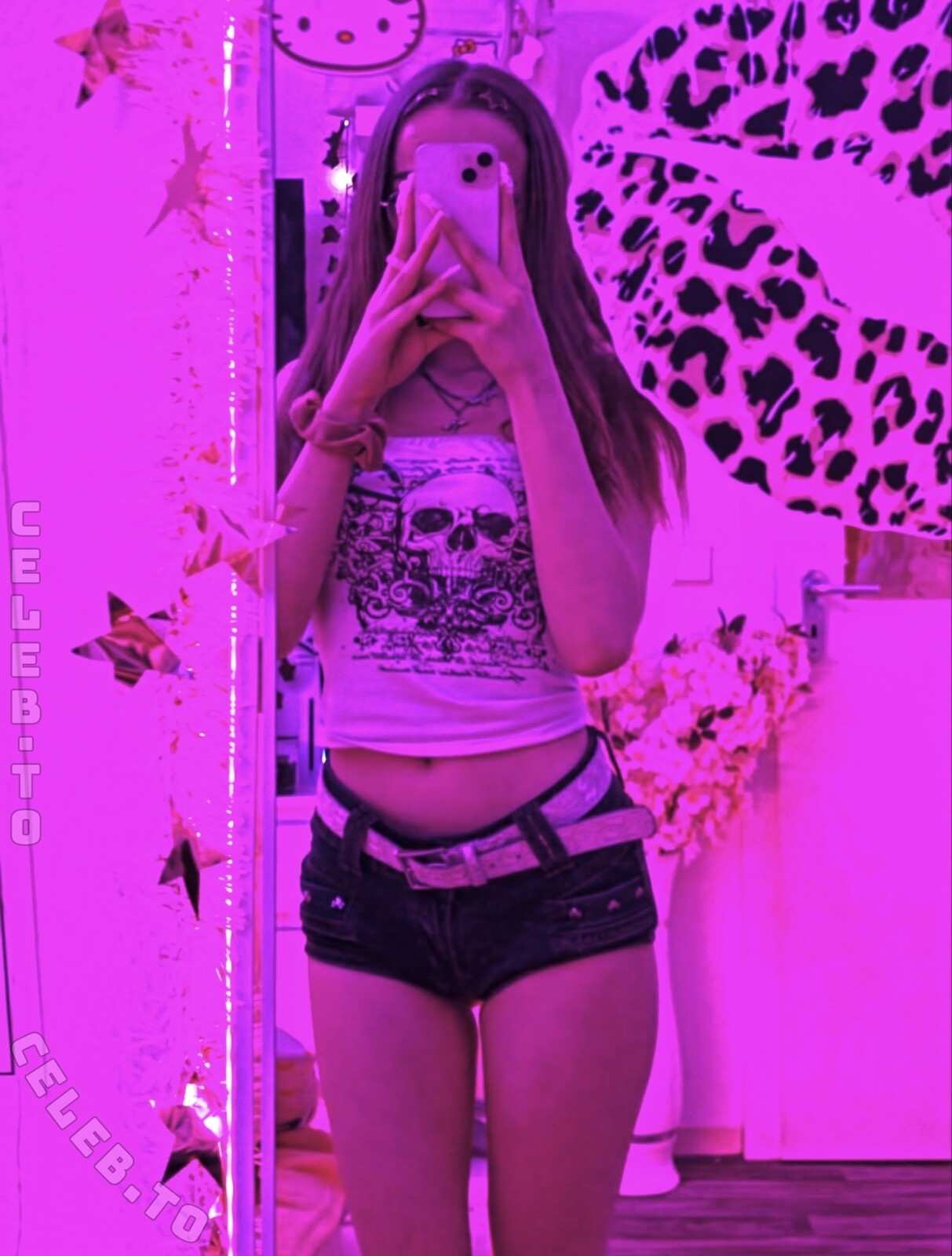 crystalmarykitty nude photo 3