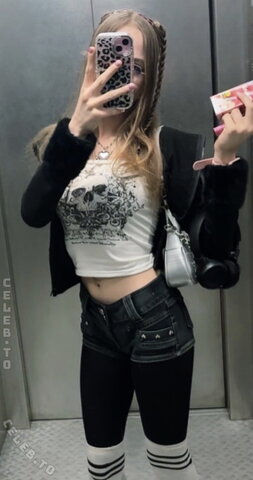 crystalmarykitty nude photo 19