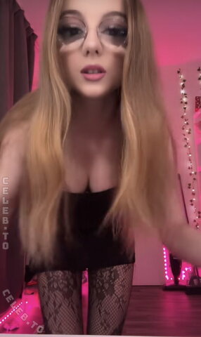 crystalmarykitty – TikTok and tits