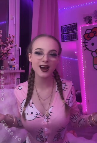 crystalmarykitty nude photo 14