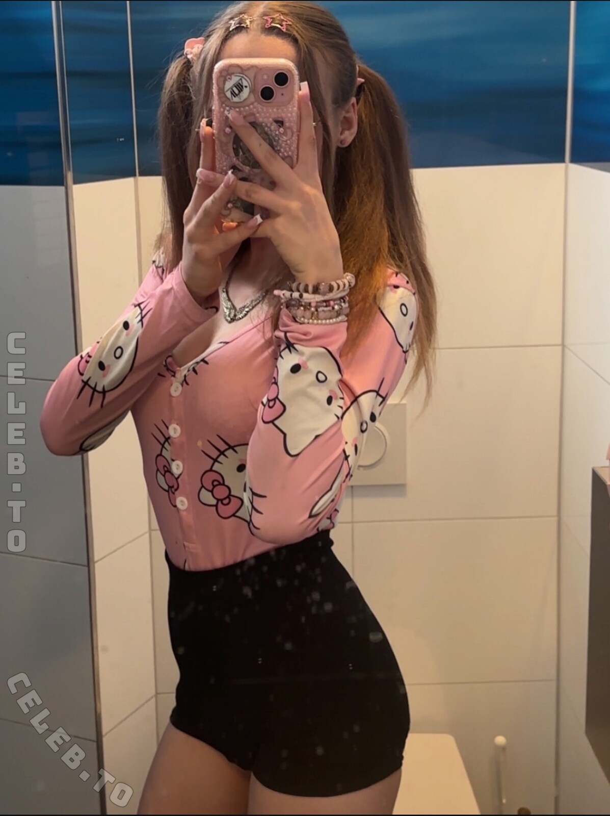 crystalmarykitty nude photo 4