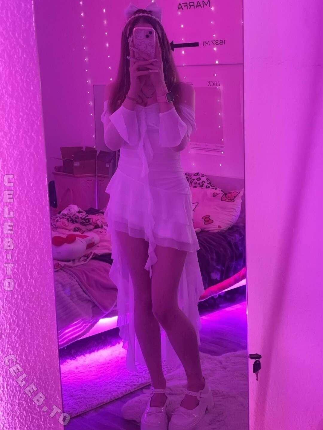 crystalmarykitty nude photo 1
