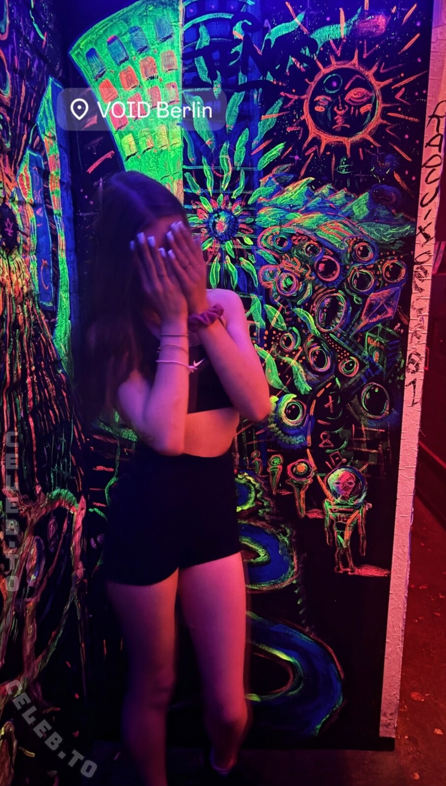 crystalmarykitty nude photo 2