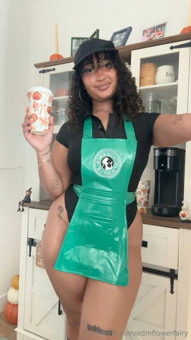 Curlybeanraver nude photo 32