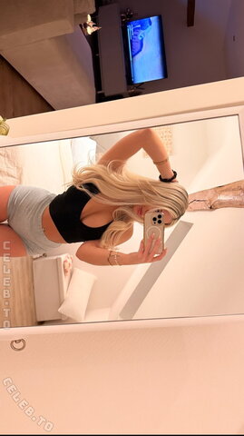 Curlyxox_ nude photo 3