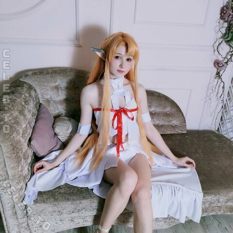 Cute Foxy Feet nude photo 29