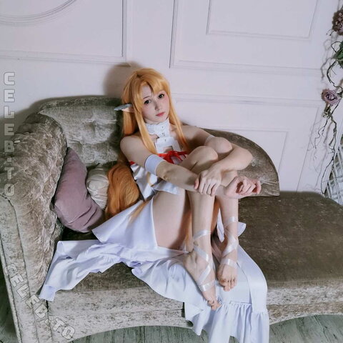 Cute Foxy Feet nude photo 28