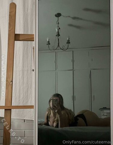 Cuteemaa nude photo 17