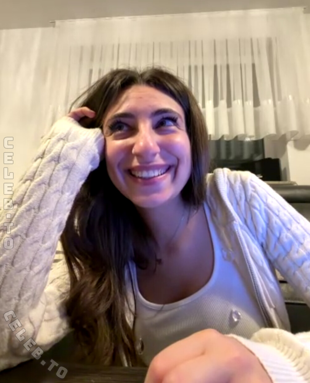 CuteJuliaa nude photo 1