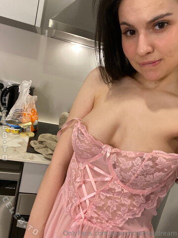 cutiee_stacy – A set from the kitchen 🥵