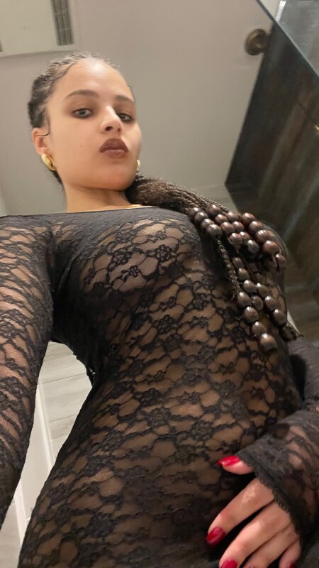 cxrilynne nude photo 5