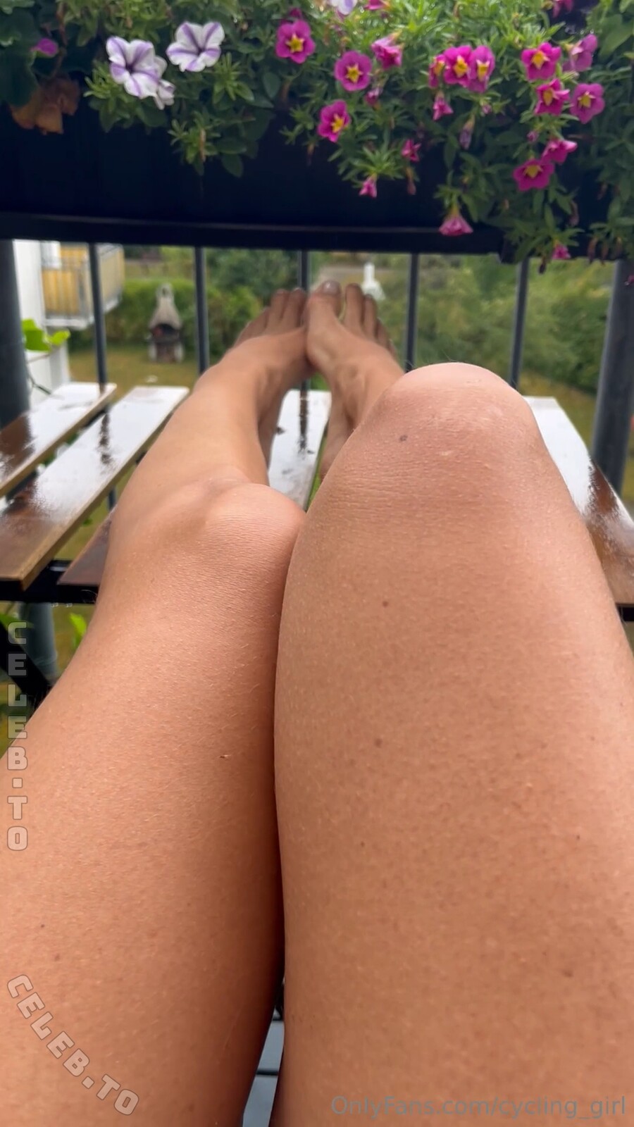 Cycling_girl nude photo 2