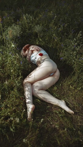 czorci_pazur nude photo 2