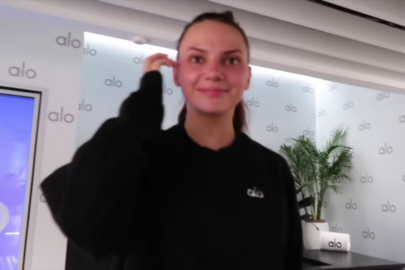 Dafne Keen nude photo 23