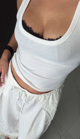 Dagi Bee nude photo 17