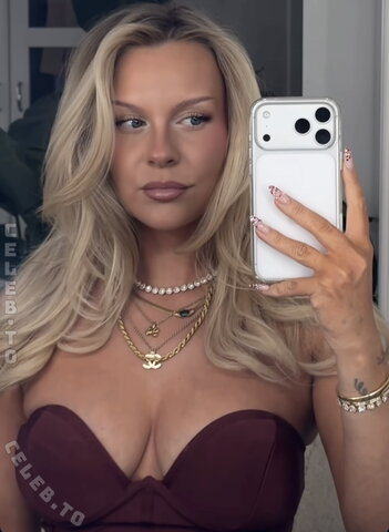 Dagi Bee – How beautiful she is 😍