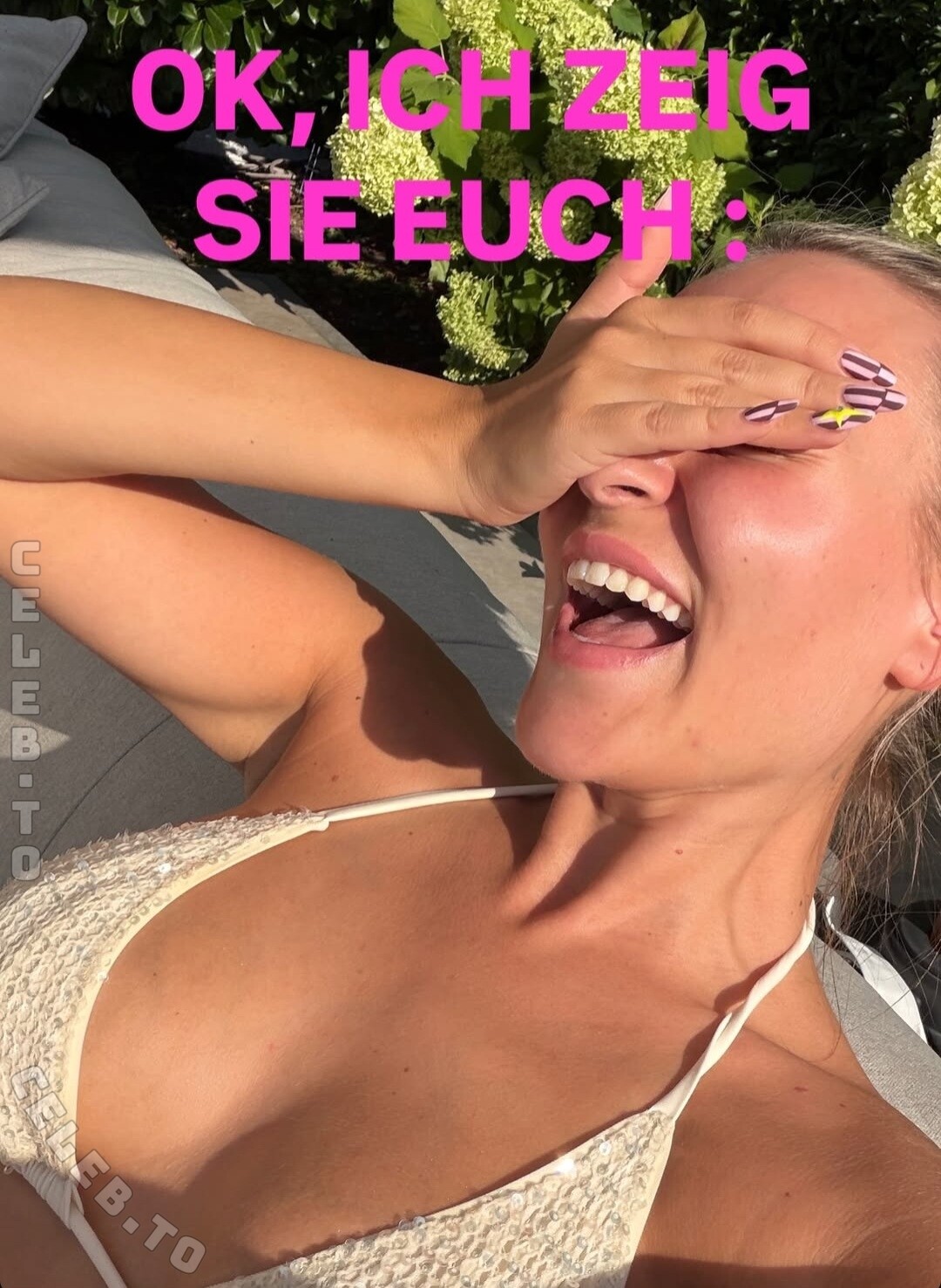 Dagi Bee nude photo 1