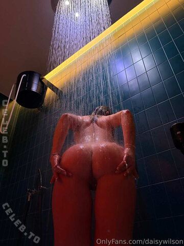 Daisy Wilson nude photo 4