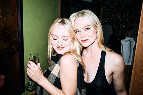 Dakota Fanning nude photo 2