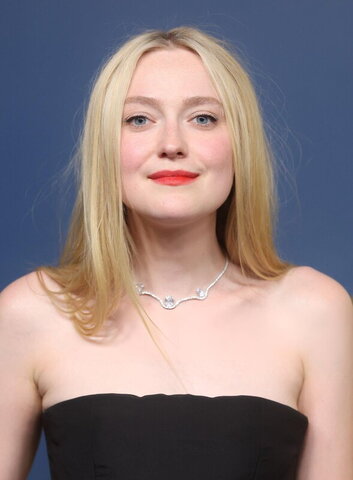 Dakota Fanning photo 2