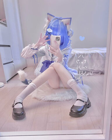 Dal nude photo 7