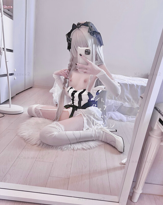 Dal nude photo 7